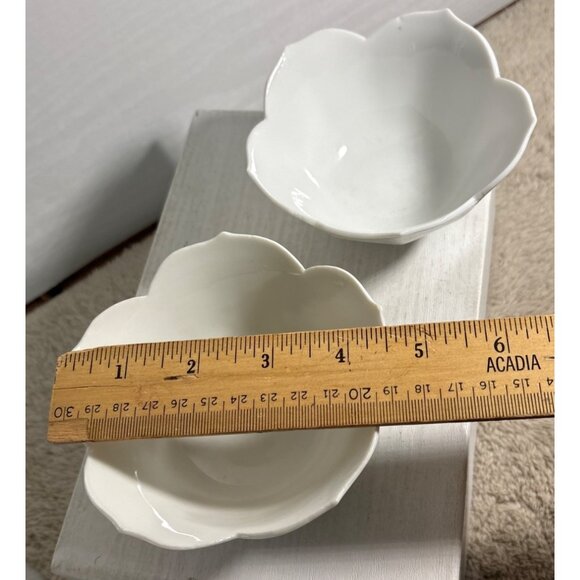 4 Petal Shaped Lotus Bowls White Ceramic Textured Minamilist Elegant Vintage - Picture 10 of 13